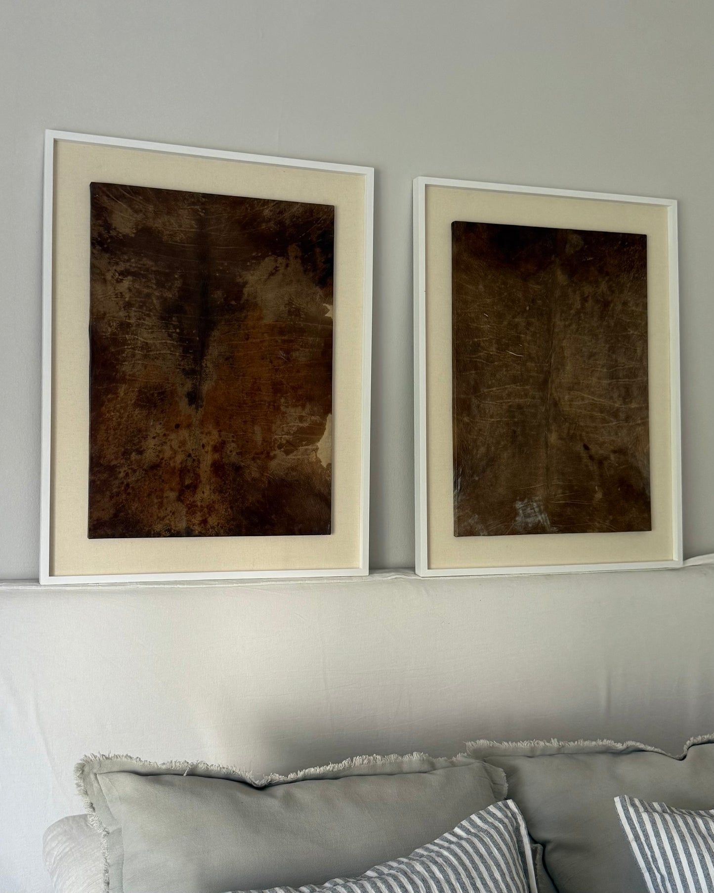 Cuadro en Lonja 73X56 cm Marco blanco