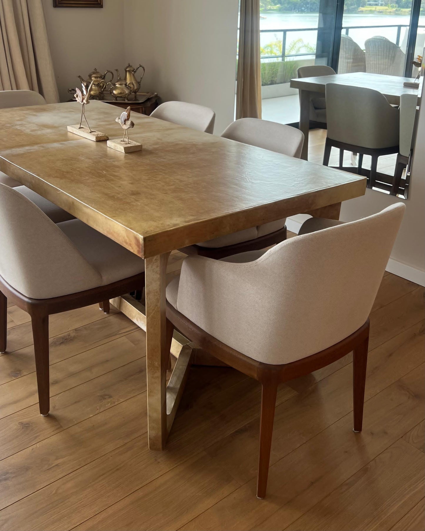 Mesa de comedor Pura en lonja
