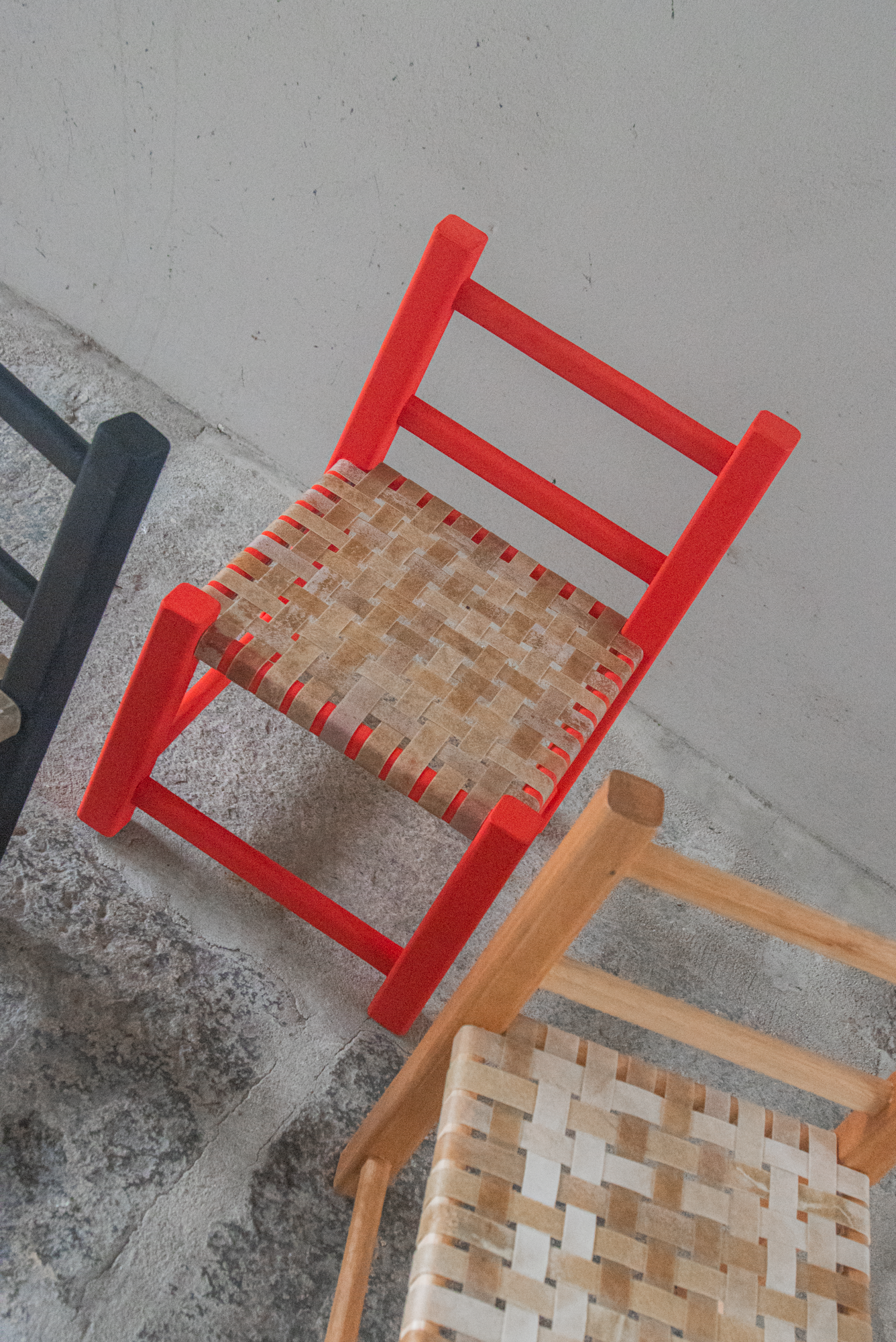 Sillita Trenza madera Roja en lonja natural