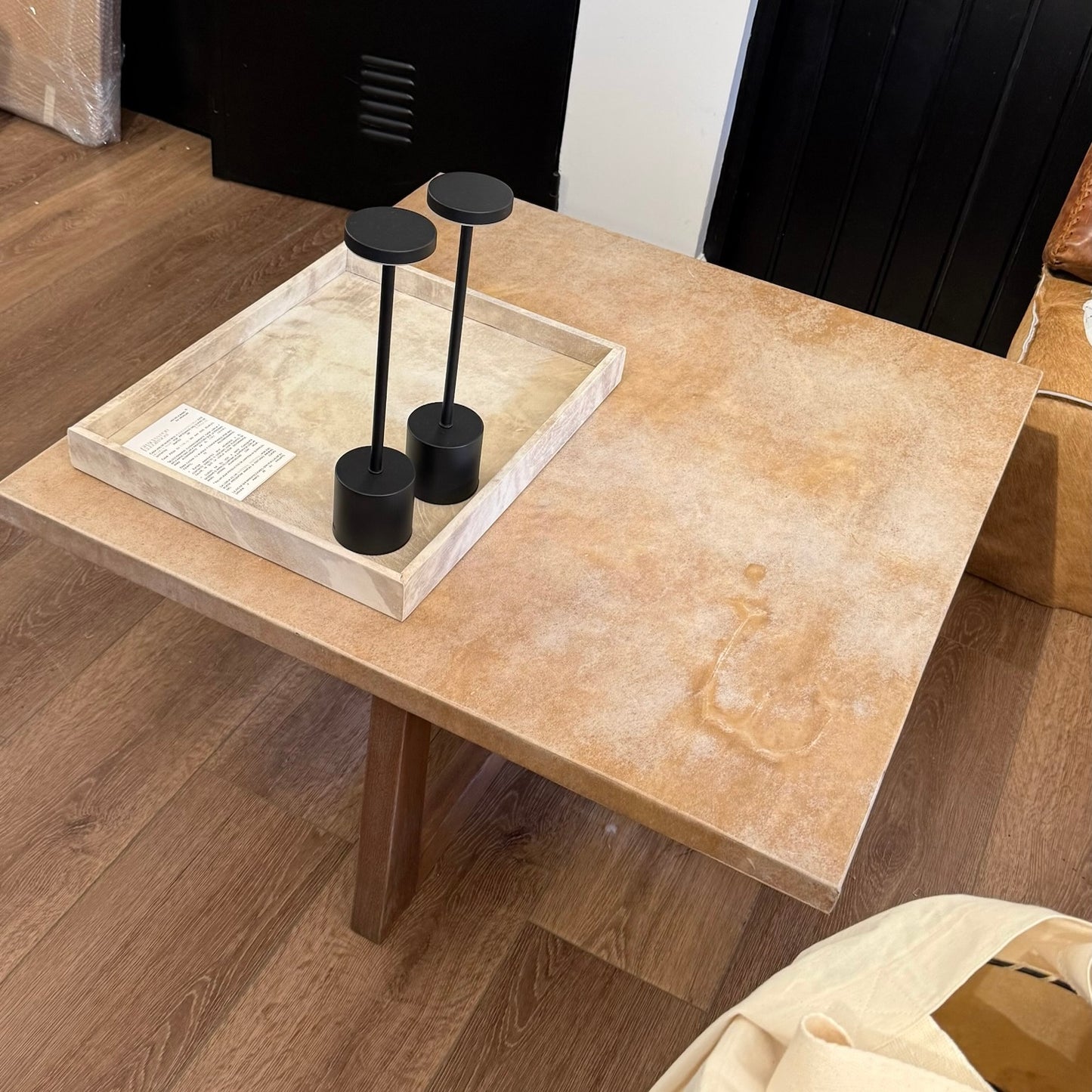 Mesa Vica en lonja 90*90 [ en stock ]