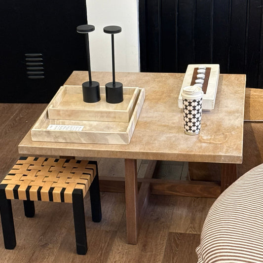Mesa Vica en lonja 90*90 [ en stock ]