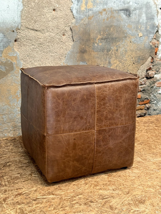 Puff Huma en Cuero Chocolate 40X40