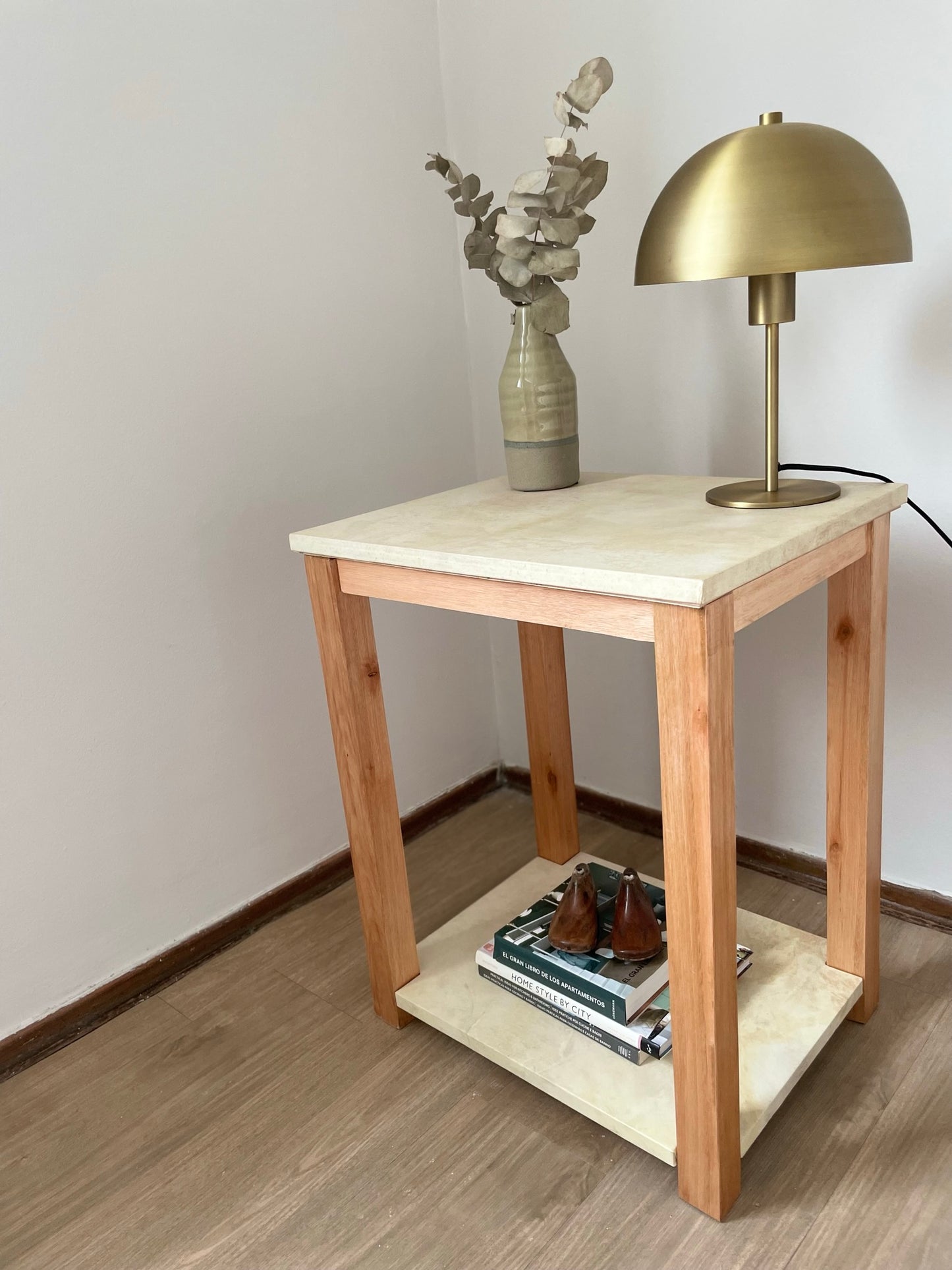 Mesa de Luz Tapas en madera y Lonja sin cajón